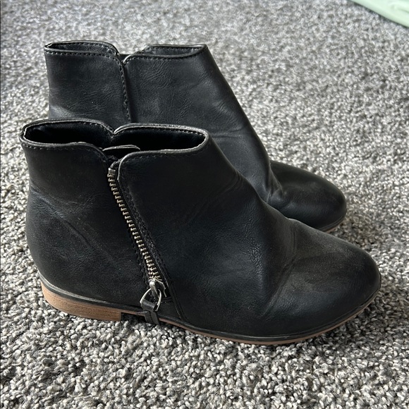 Cat & Jack Other - Women's Black Ankle Boots